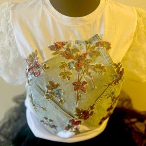 SOLD 🌺🌺🌺NEW DROP ‼️ Zara Custom Design light weight Tshirt.